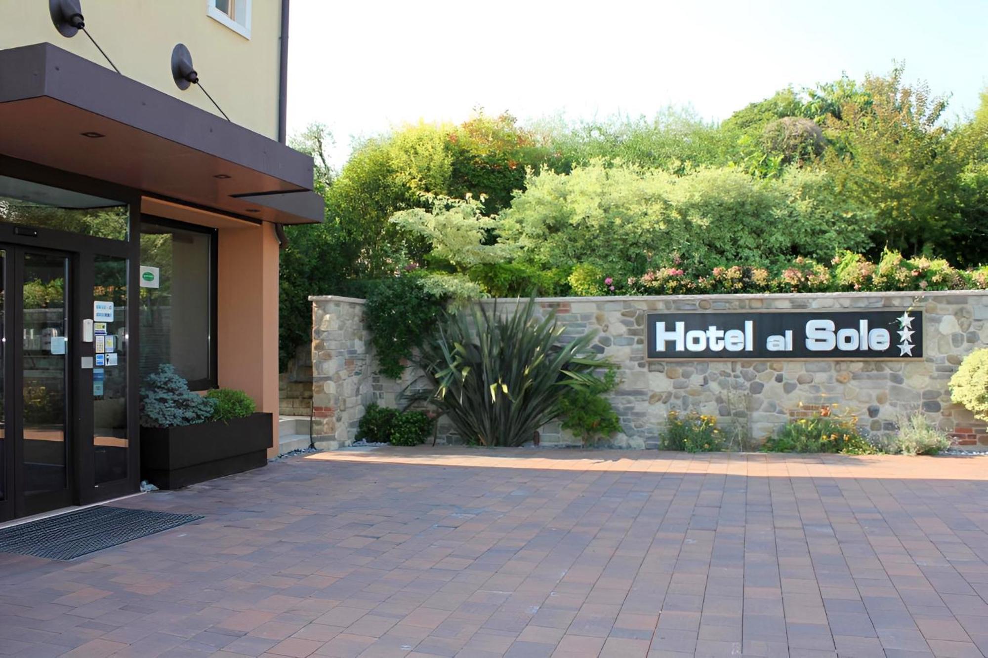 Hotel Al Sole - Enjoy Holiday Cavaion Veronese Eksteriør bilde
